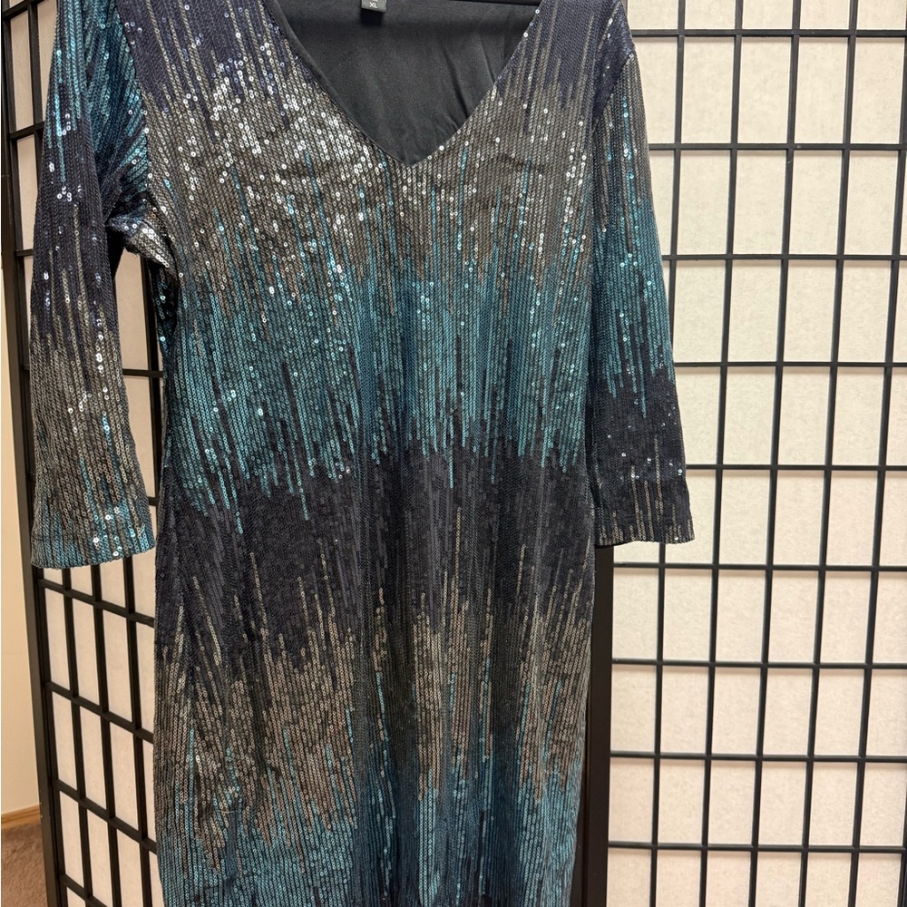Karen Kane Black and Blue Sequin Long Sleeve Dress